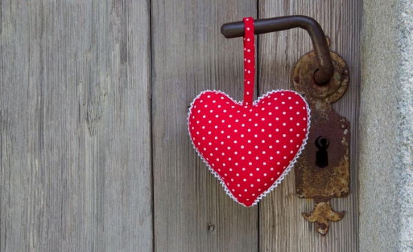 Как украсить дом на День святого Валентина – идеи декора