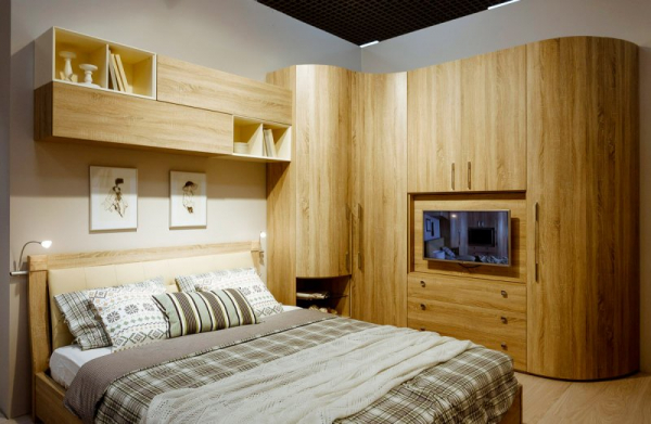 Стенка в спальню — простой способ обустройства в красивом интерьере! (68 фото)