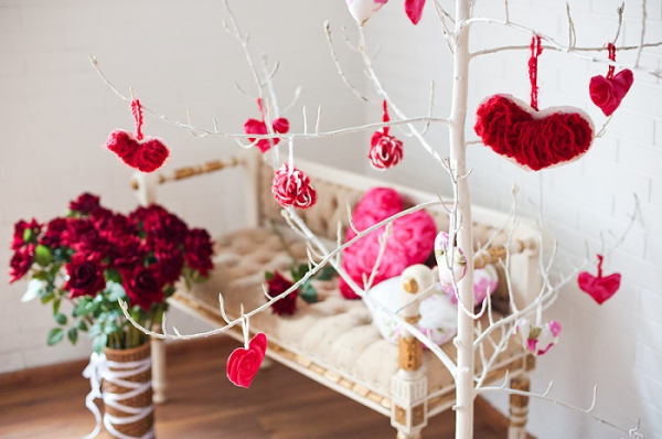 Как украсить дом на День святого Валентина – идеи декора